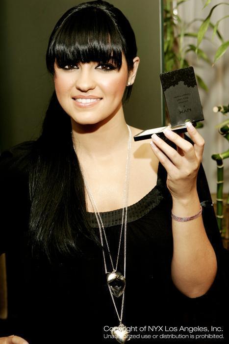 Maite-maite-perroni-6636098-467-701.jpg